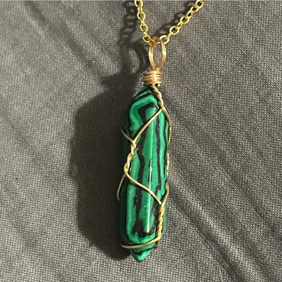 New Handmade Green Malachite 10k Gold Wire Wrapped S925 Silver Amulet Necklace - Picture 6 of 16